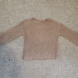 Tan Ribbed Knit Sweatshirt with Crew Neck and Long Sleeves